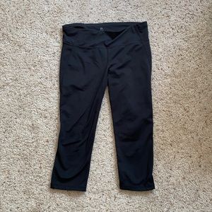 Gap Fit GFast Capri Leggings